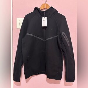 Nike Tech Hoodie Black men’s size Large Tall LT Winter